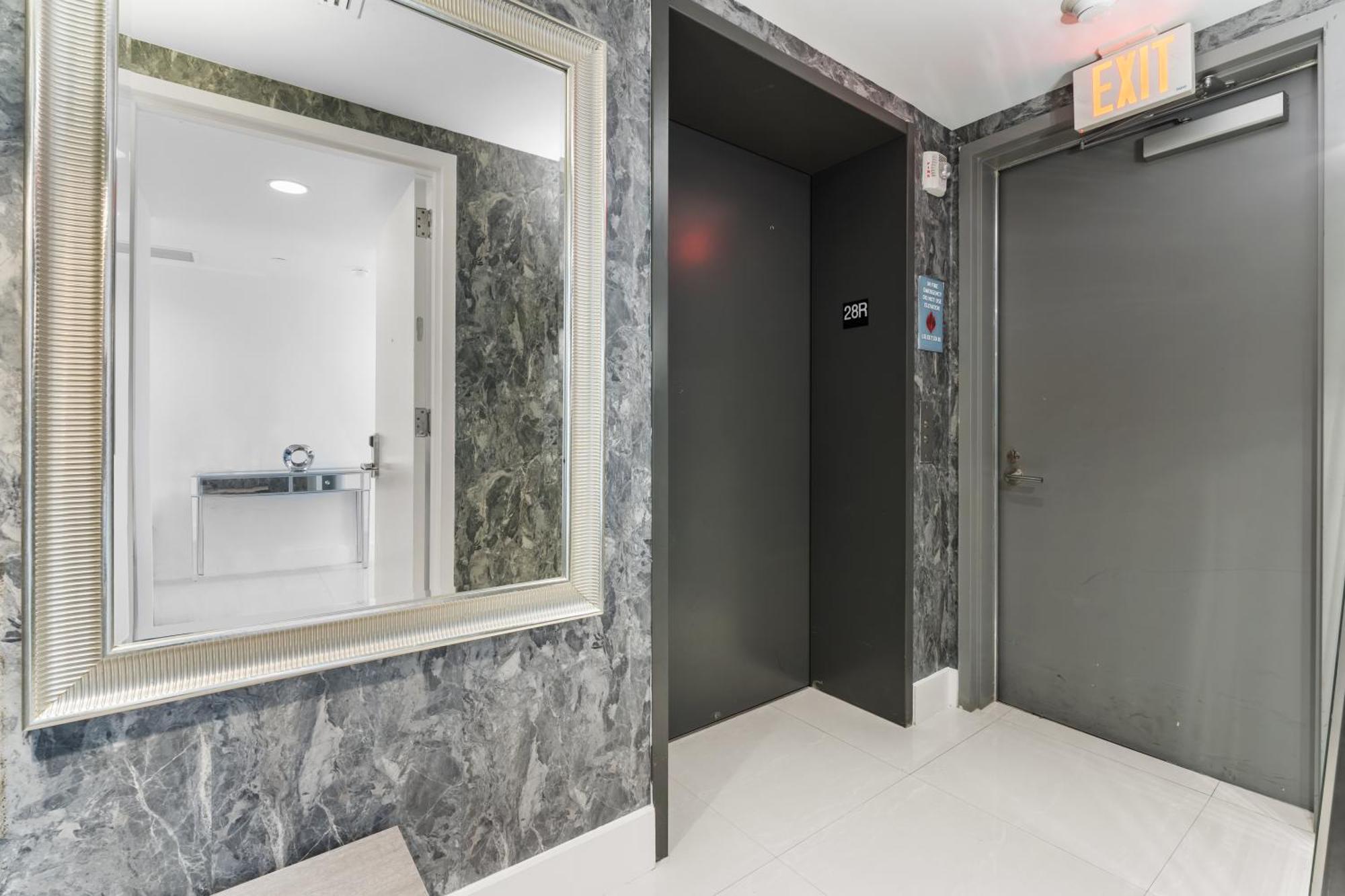 Beachwalk Resort - Vip Tower - Oceanview Unit 3 Bedroom & 3 Bathroom Hallandale Beach Exterior photo