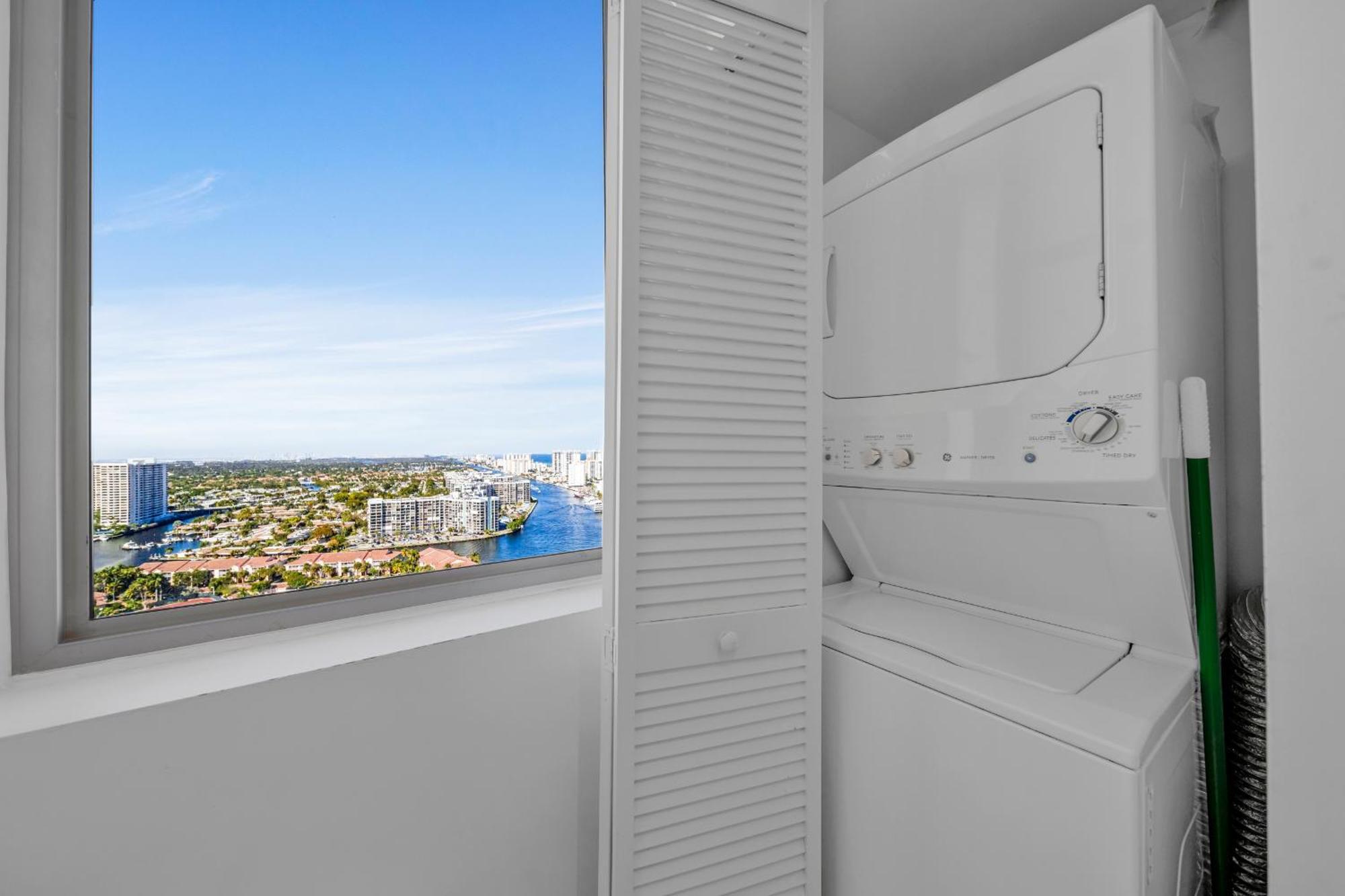 Beachwalk Resort - Vip Tower - Oceanview Unit 3 Bedroom & 3 Bathroom Hallandale Beach Exterior photo